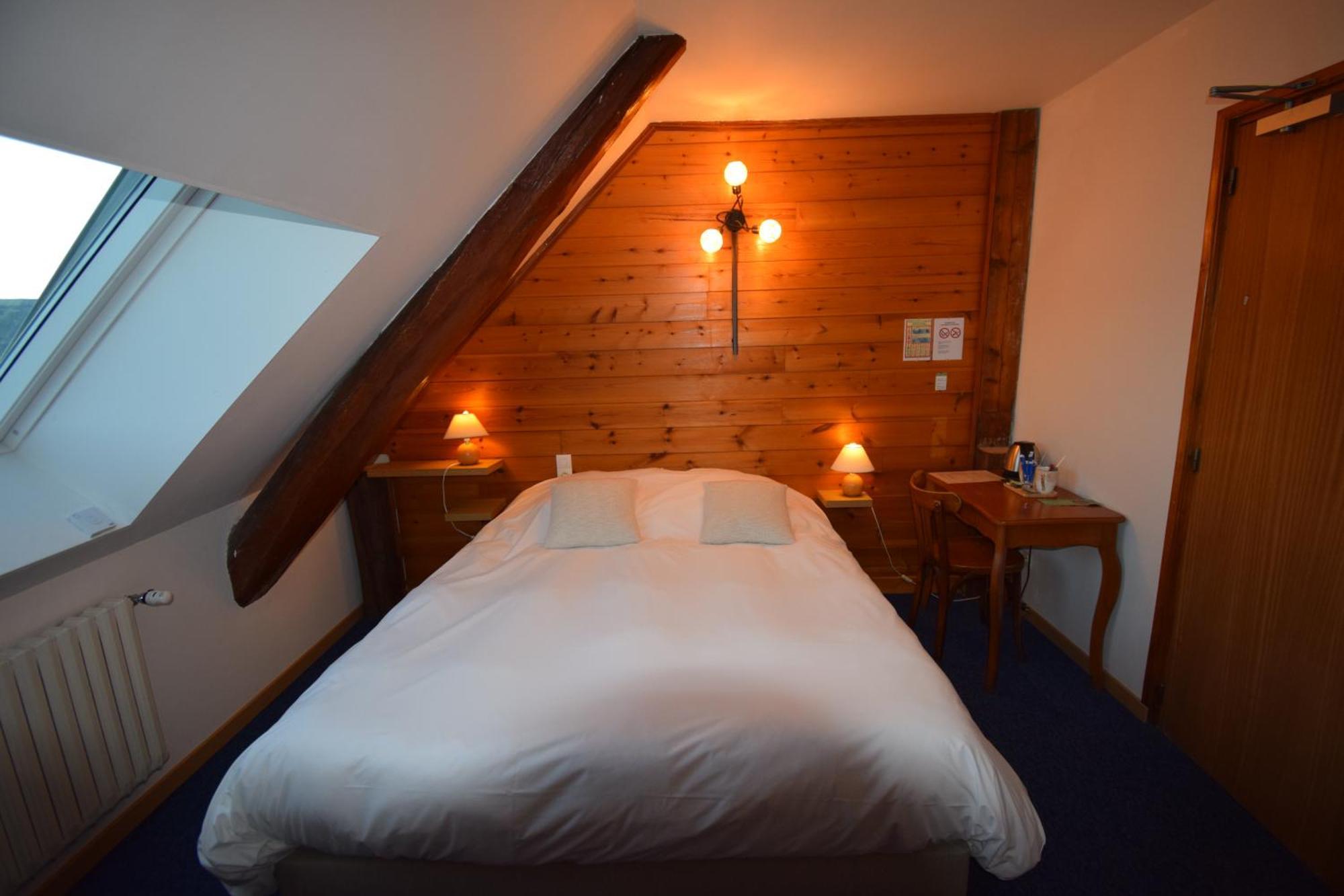 Hotel Les Chenets Saint-Julien-en-Champsaur Exteriér fotografie