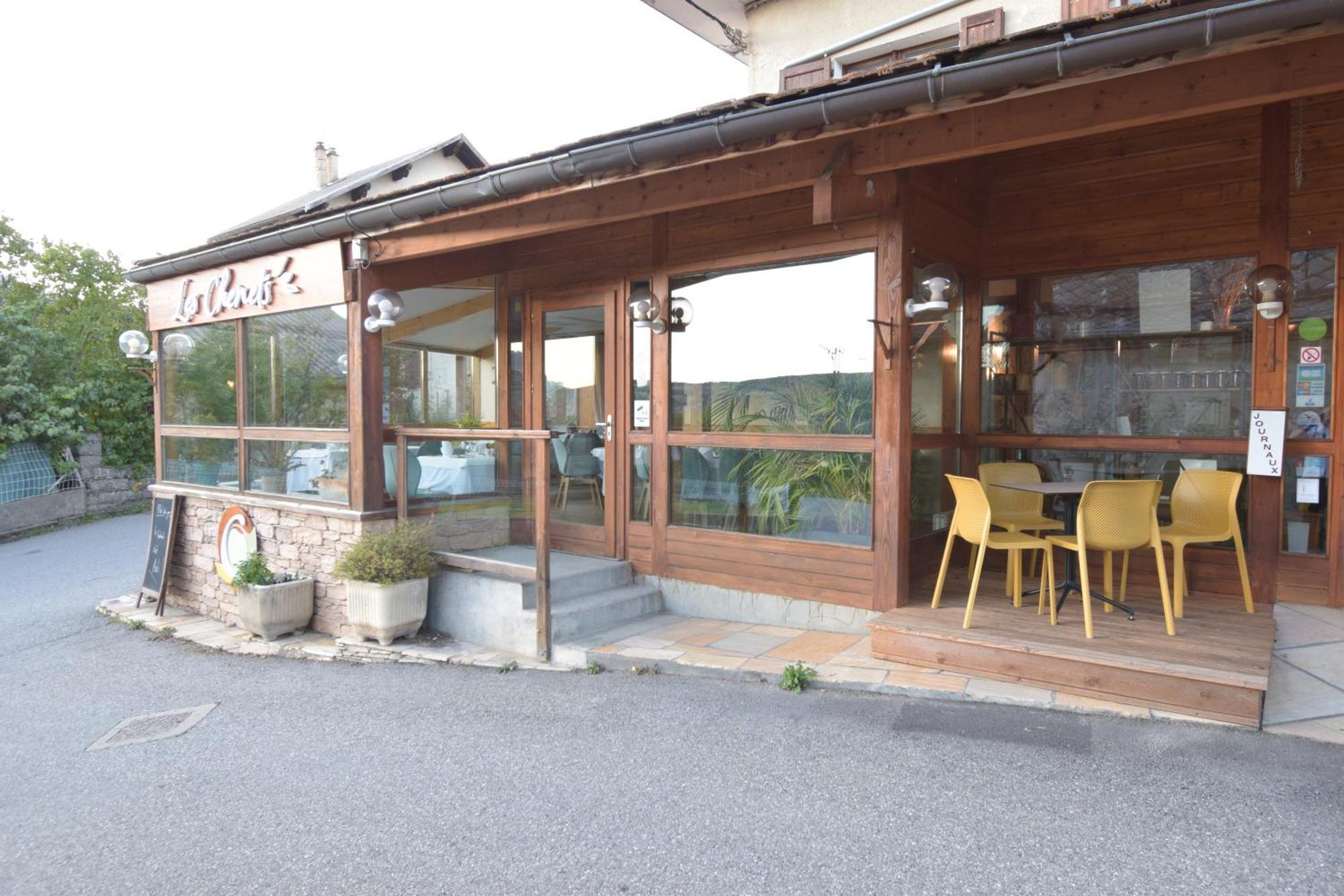 Hotel Les Chenets Saint-Julien-en-Champsaur Exteriér fotografie
