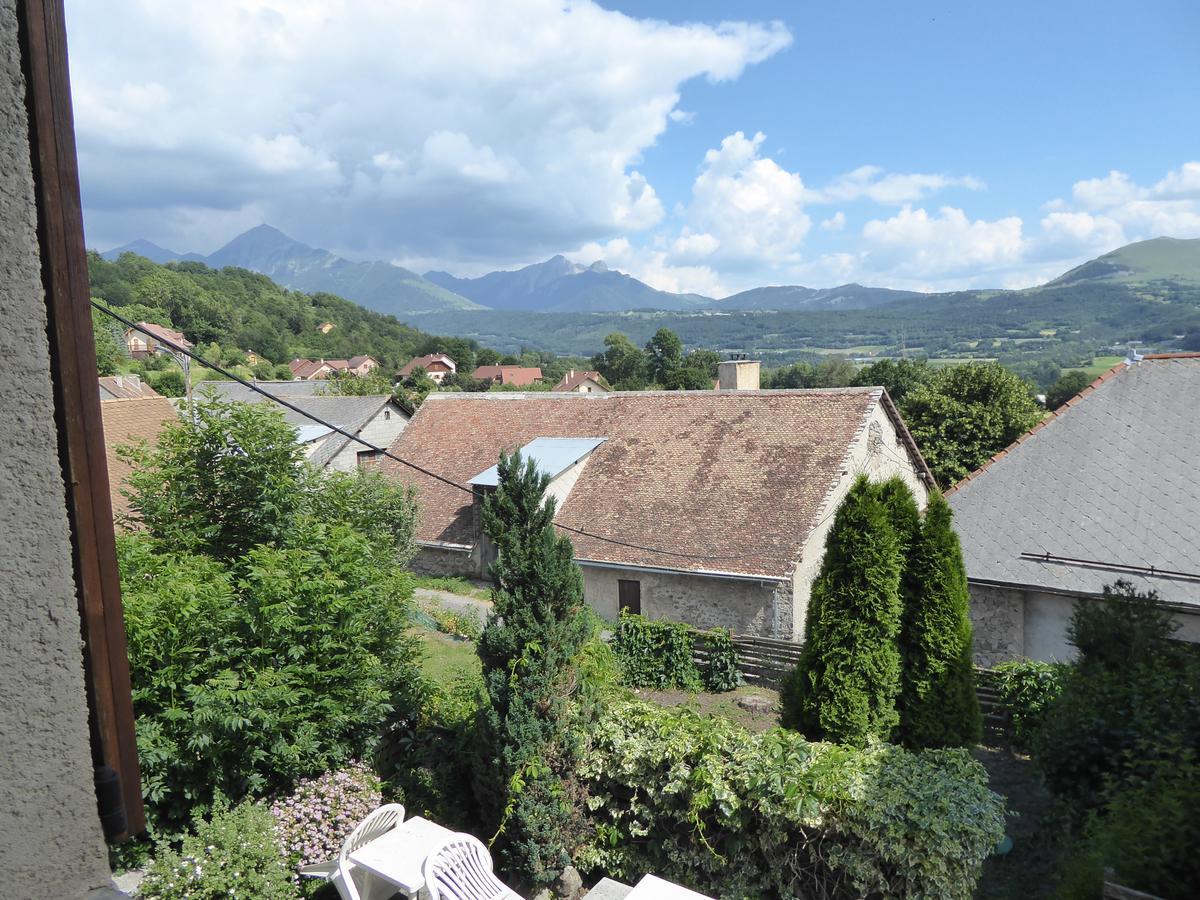 Hotel Les Chenets Saint-Julien-en-Champsaur Exteriér fotografie